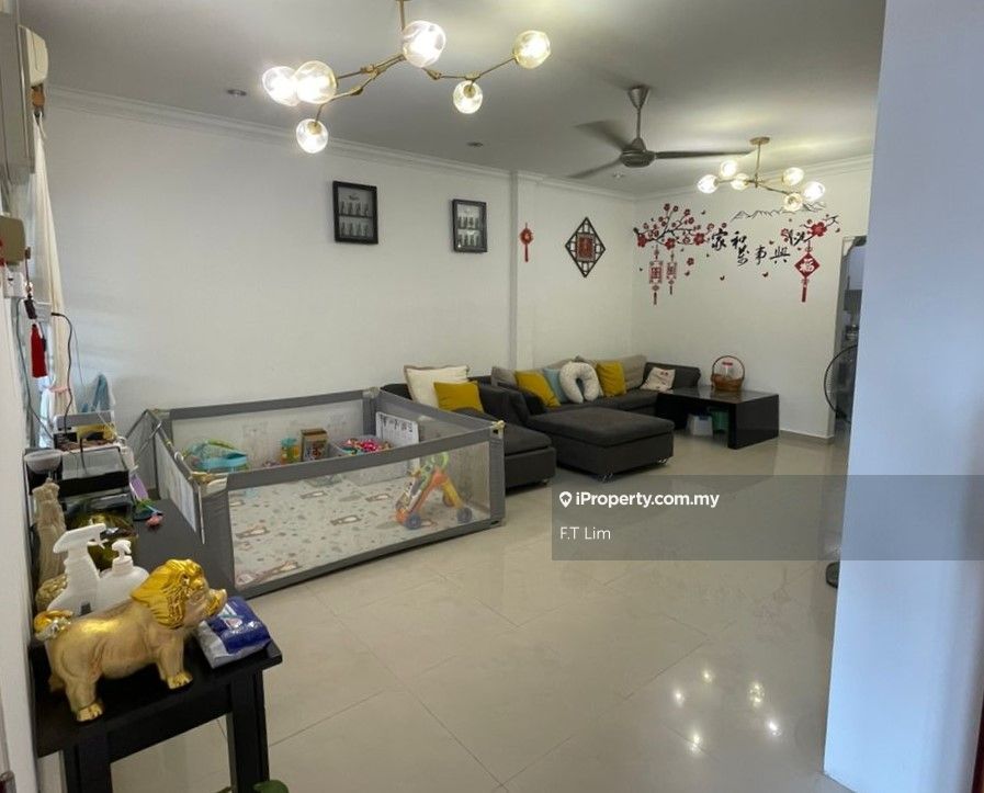 Taman Melur Ampang, Ampang 2sty Terrace/Link House 4 bedrooms for sale