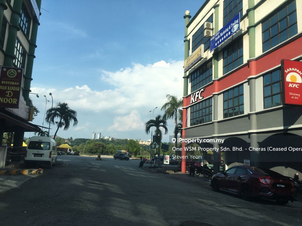 taman serdang perdana, serdang, Seri Kembangan Corner lot Office for ...