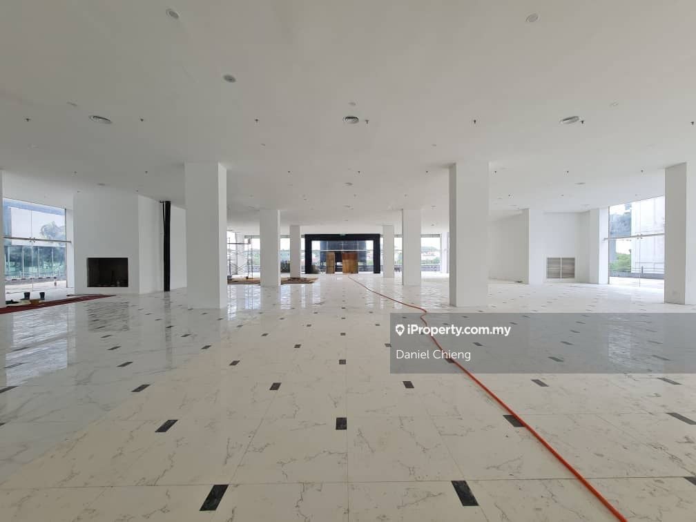 Commercial Space, Ground Floor, Show Room, Price Negotiable, Petaling Jaya