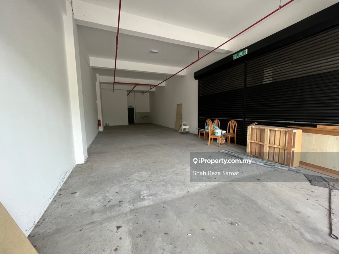 Emira Shoplot Gf Facing Aeon Mall Sek 13 Shah Alam Emira Residence Seksyen 13 Shah Alam Shah Alam Intermediate Shop Office 1 Bedroom For Rent Iproperty Com My