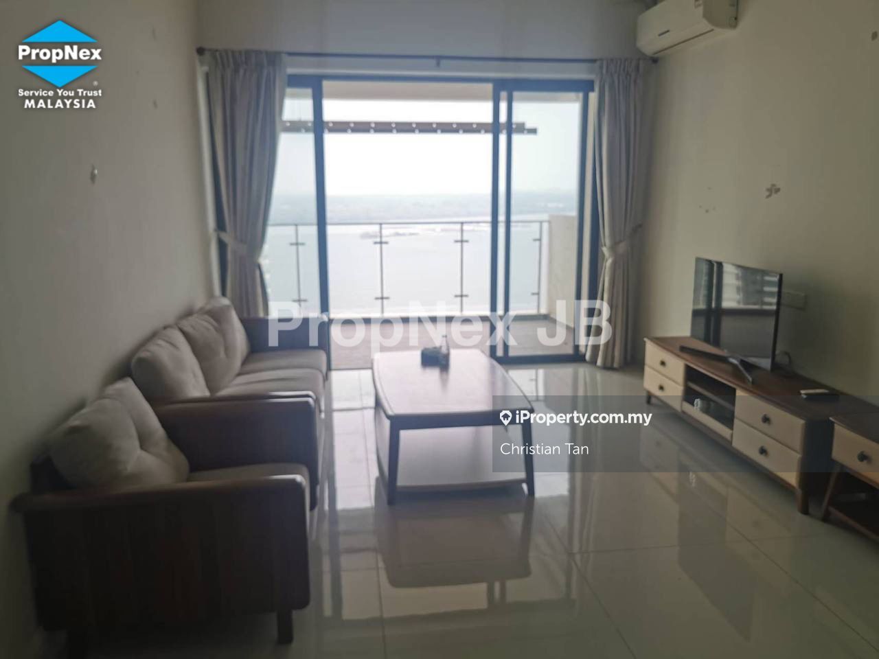 Amberside Country Garden Danga Bay Condominium 3 Bedrooms For Rent In