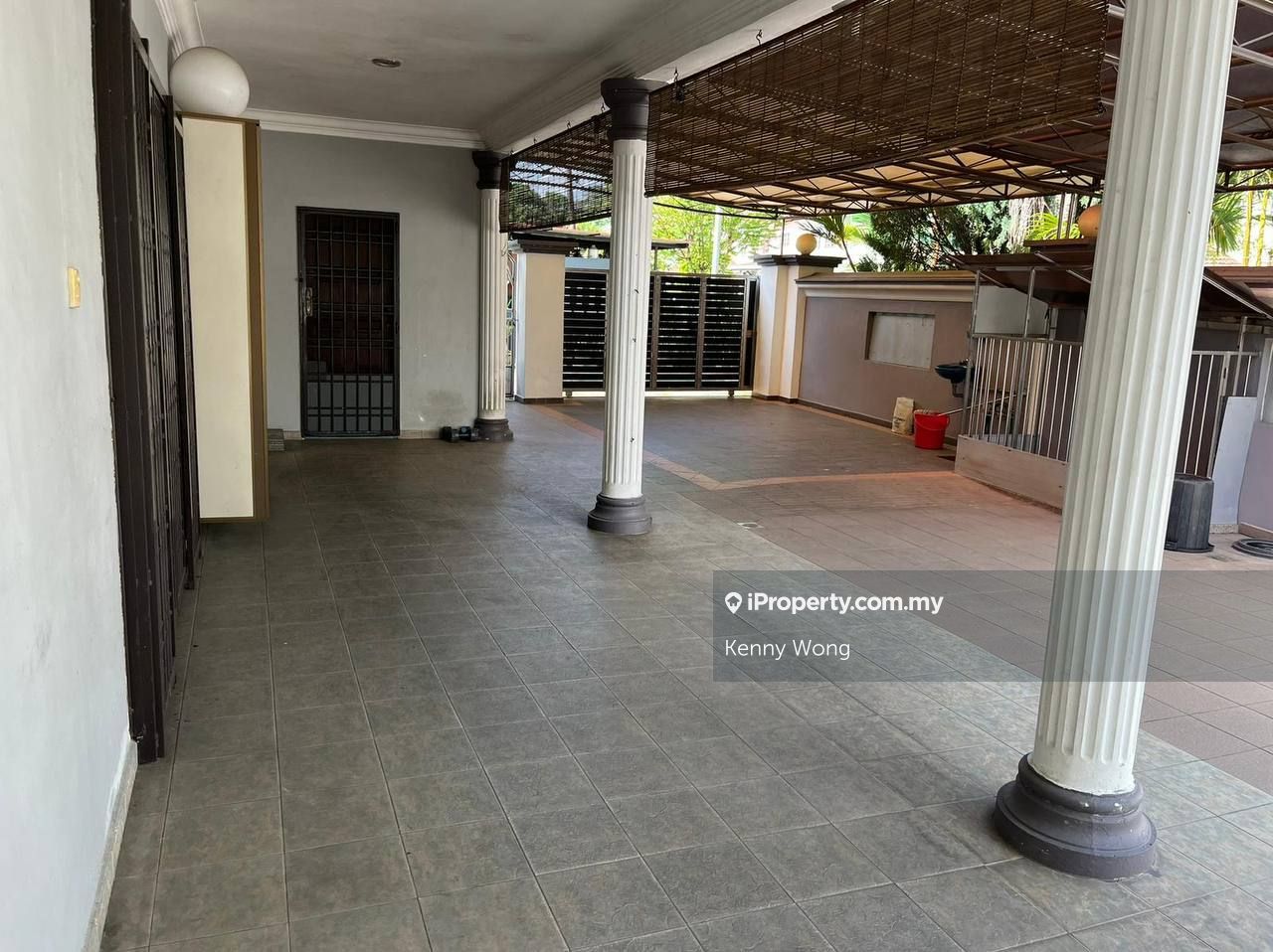 Taman Putri Kulai, Kulai Corner lot 2sty Terrace/Link House 5 bedrooms for sale