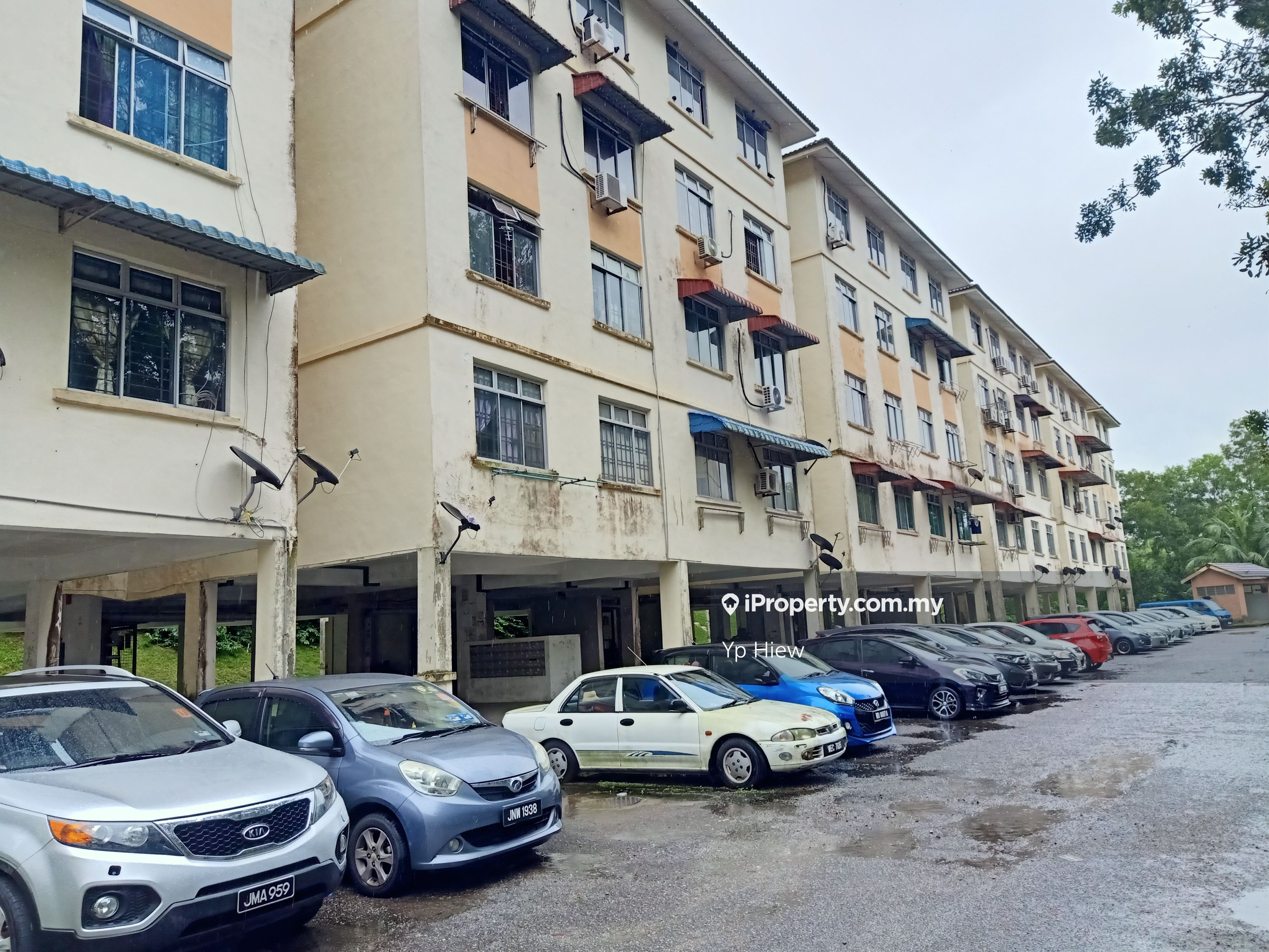 skudai-baru-intermediate-flat-3-bedrooms-for-rent-in-skudai-johor