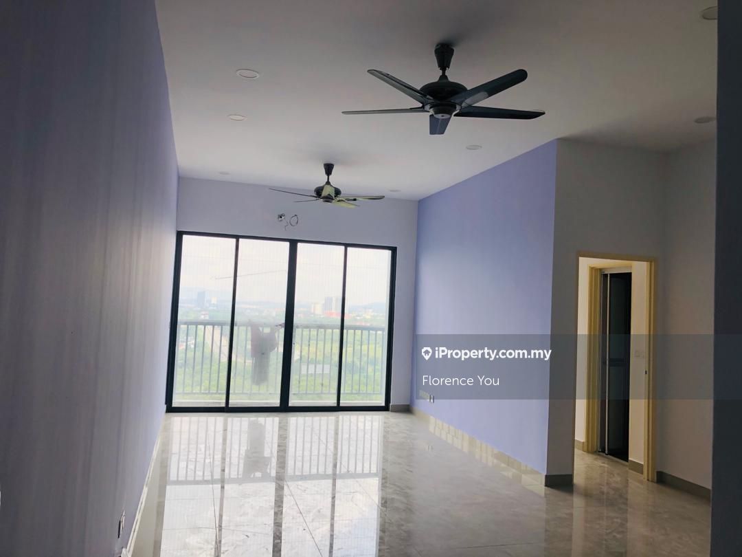 Green Park Residence Intermediate Condominium 3 bedrooms for sale in