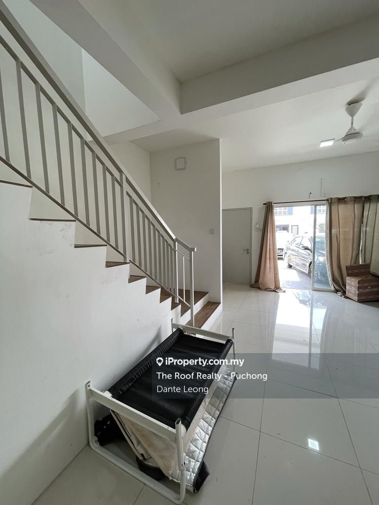 cybersouth, Dengkil Intermediate 2sty Terrace/Link House 3 bedrooms