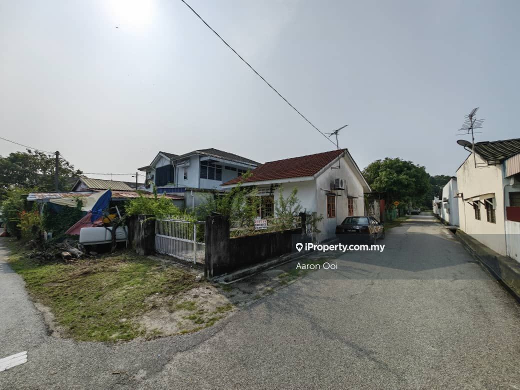 Taman Senangan, Butterworth Corner lot Semidetached House 3 bedrooms for sale