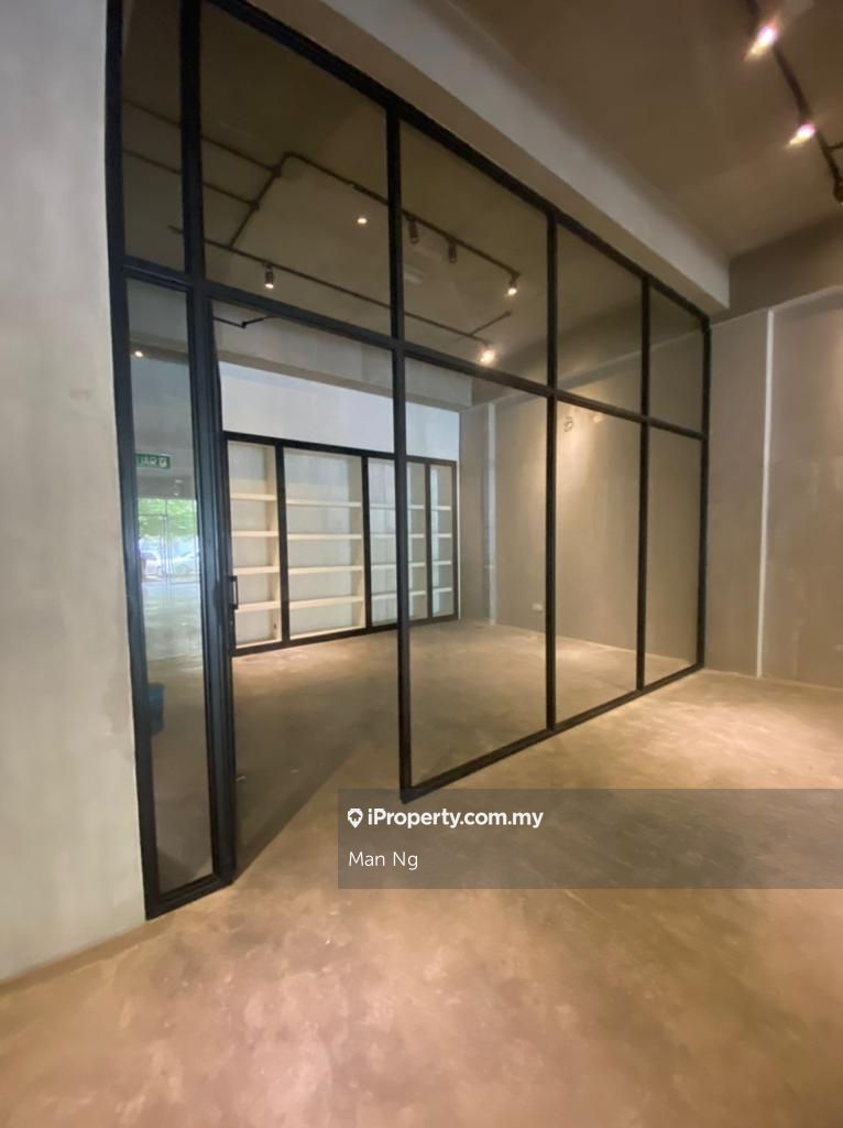 Pusat Komersial Equine Shop Office, Seri Kembangan ShopOffice for rent