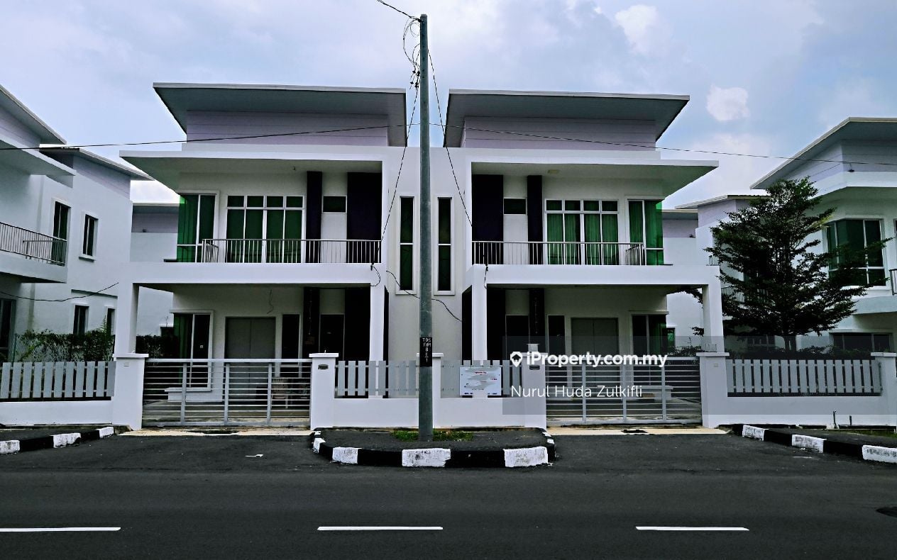 Taman Desa Saujana Arau Intermediate Semi Detached House 4 Bedrooms For Sale Iproperty Com My