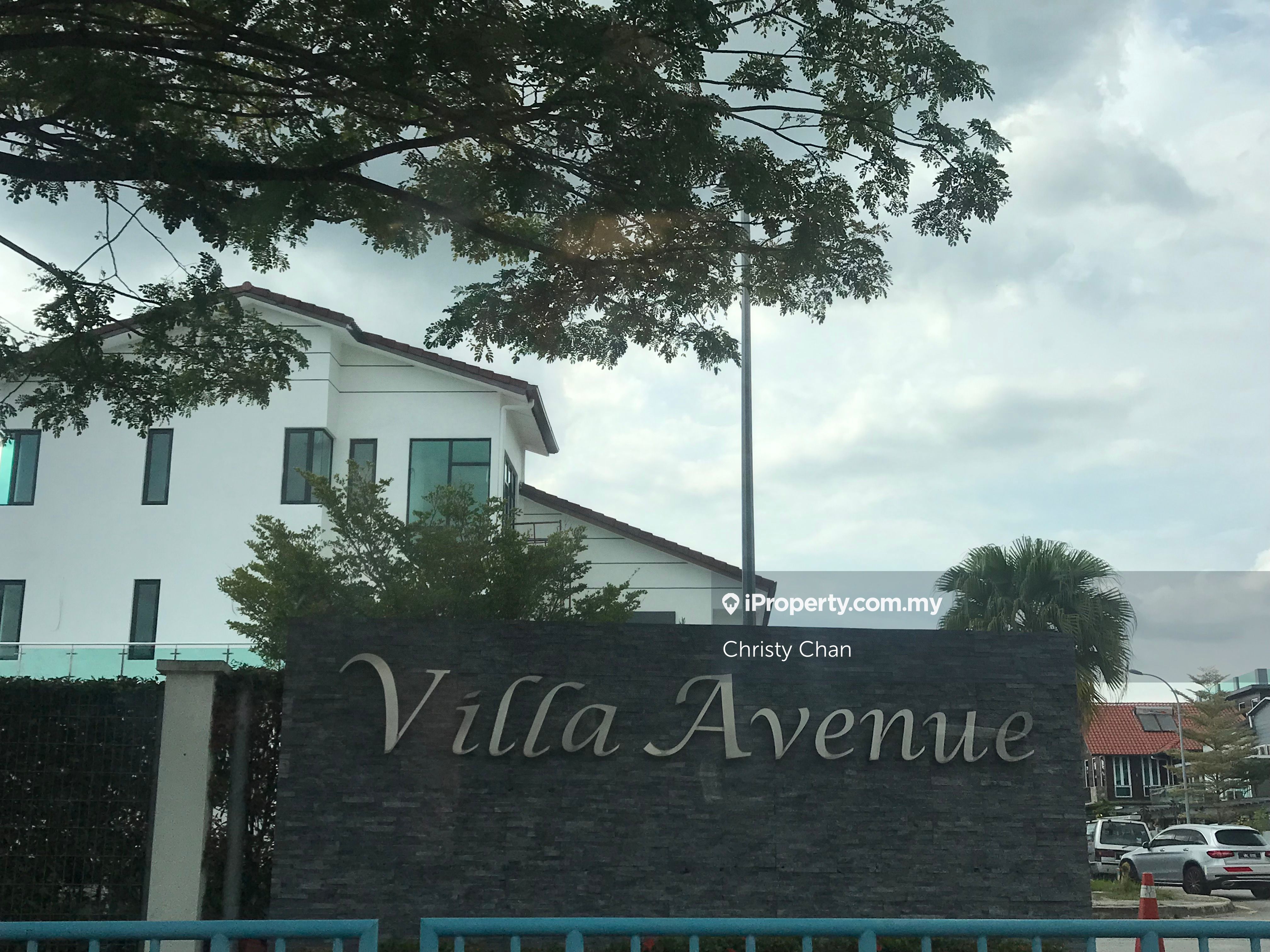 Villa Avenue Taman Equine , Seri Kembangan Semidetached House 4