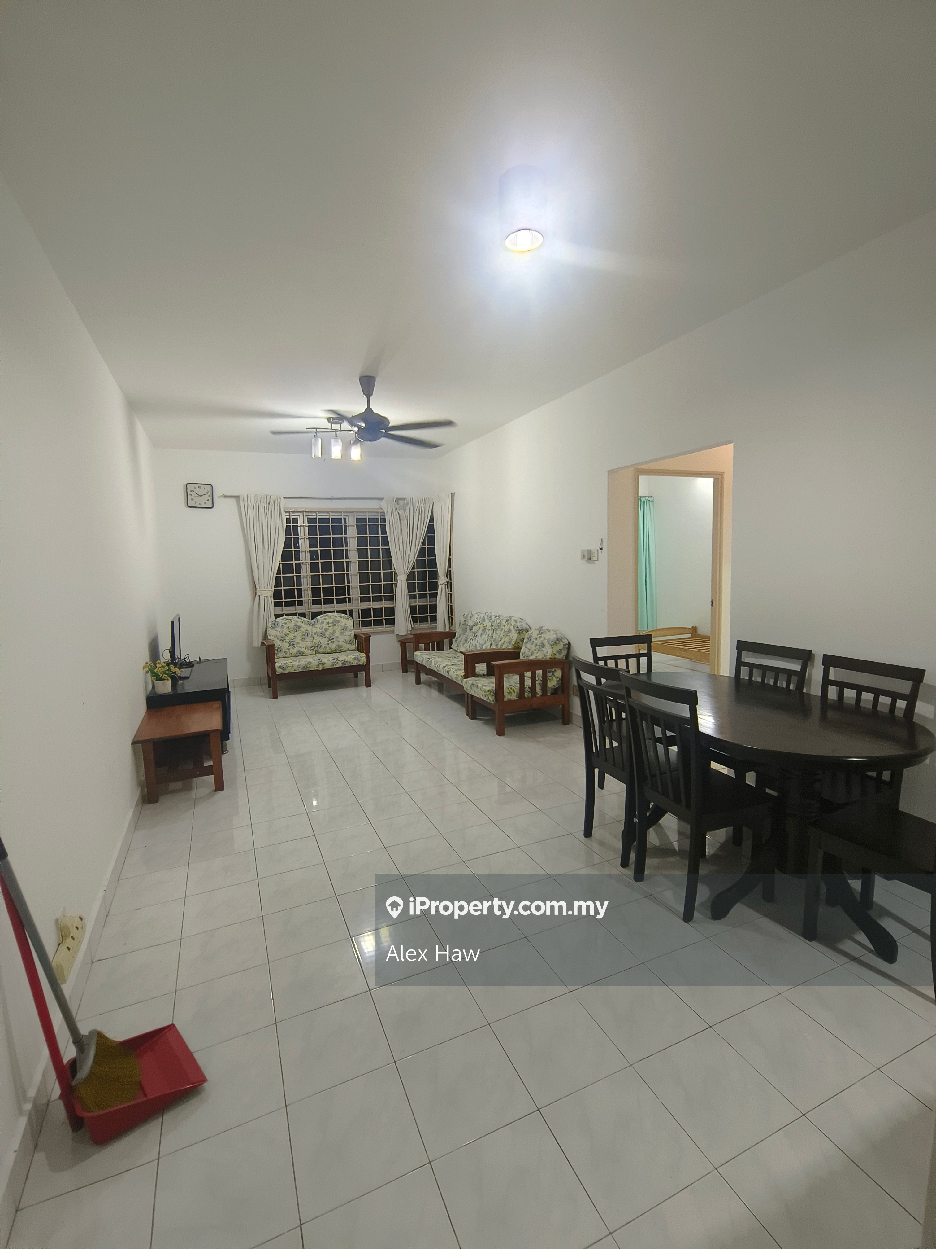 SD Tiara Apartment Intermediate Apartment 3 bedrooms for sale in Bandar ...