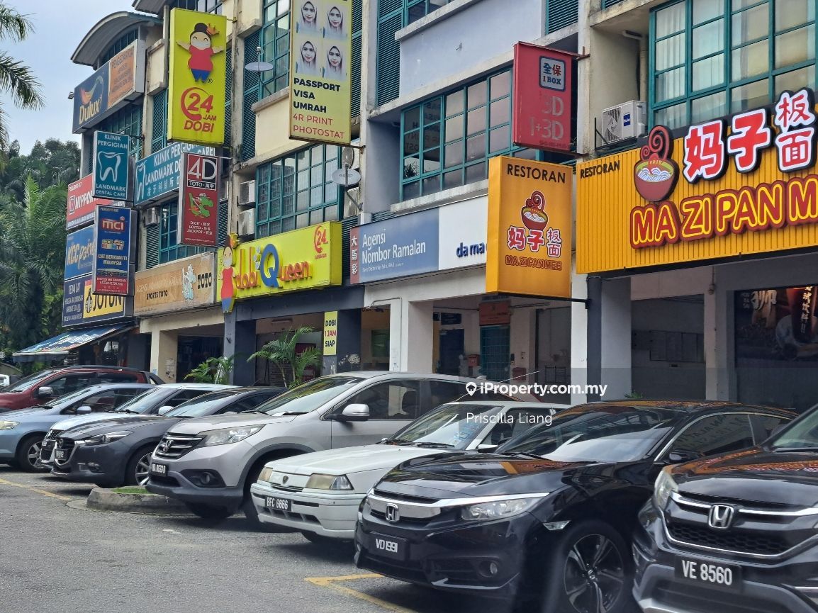 3 Storey Shop, Ara Damansara , Ara Damansara End lot Shop for sale