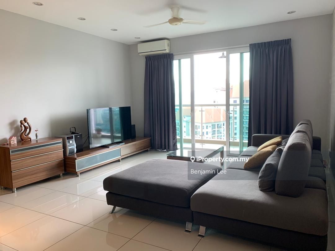 Sri Putramas III / Royal Regent Condominium 3+1 bedrooms for rent in