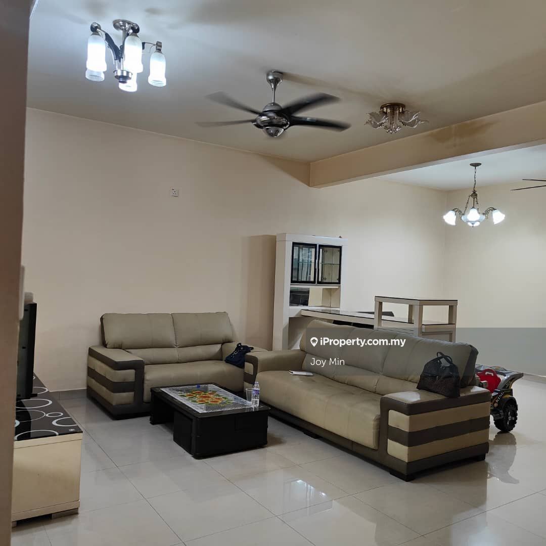 Taman Dato Onn, Johor Bahru 2sty Terrace/Link House 4 bedrooms for