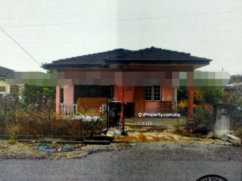 Ayer Tawar Semidetached House 4 bedrooms for sale