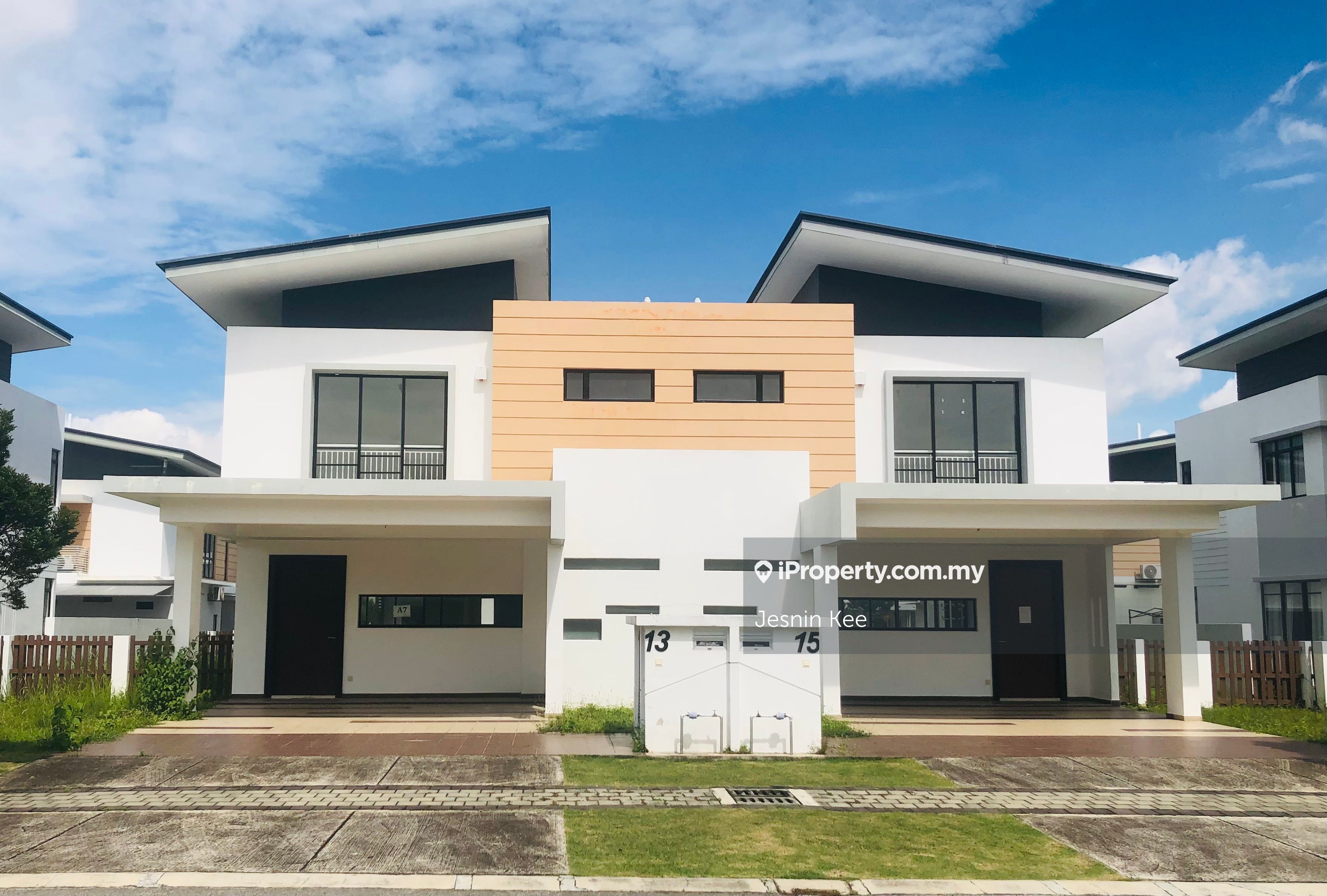 Aravia Setia Ecohill, Semenyih, Semenyih
