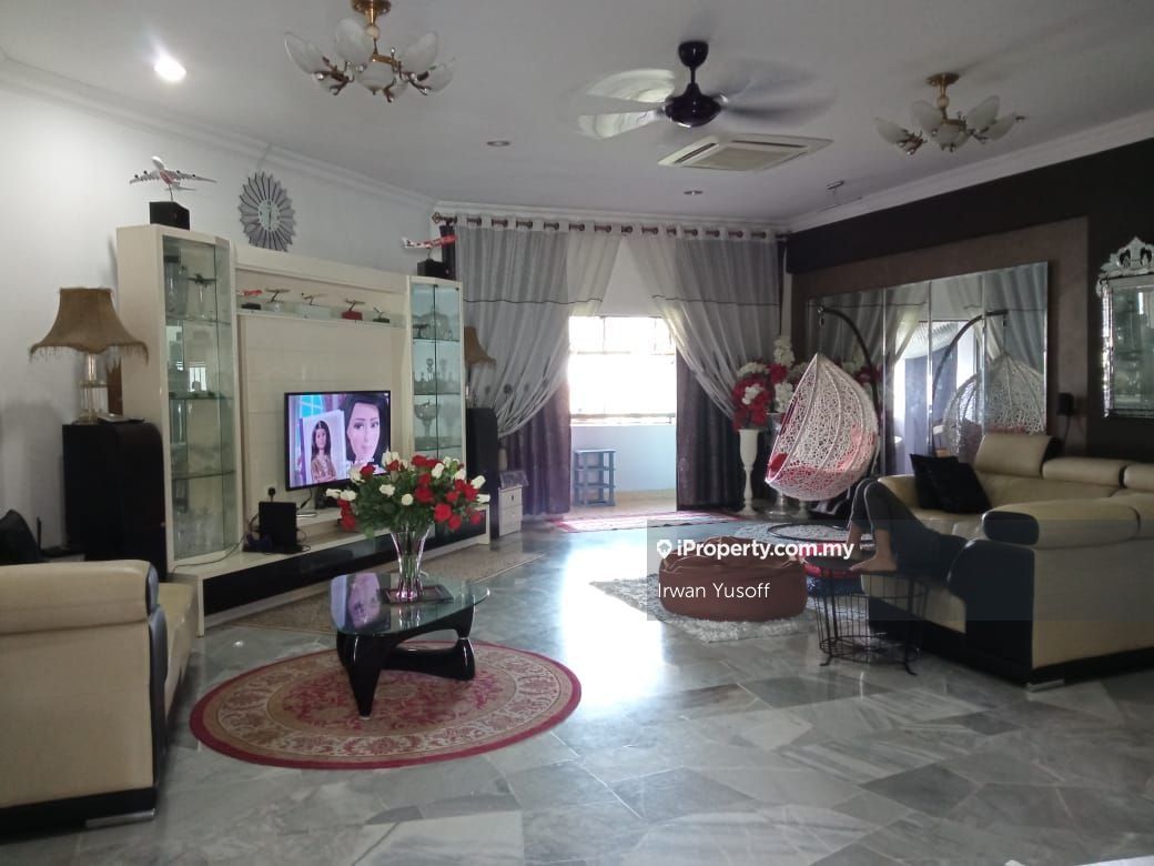 Sri Alam Condominium, Seksyen 13, Shah Alam for sale RM850000