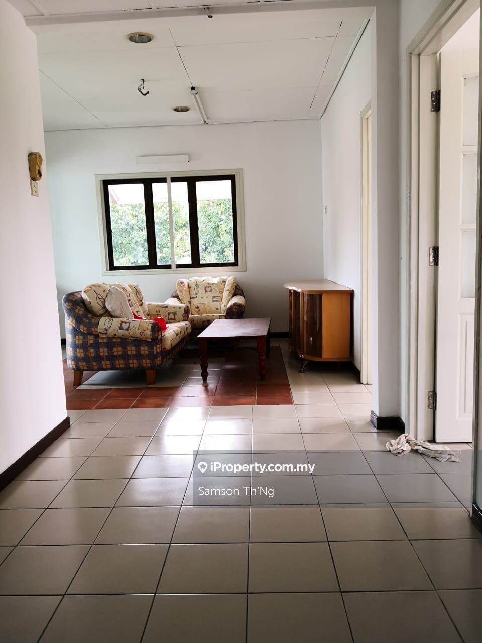 ayer tawar,air panas bungalow , Setapak Bungalow 7 bedrooms for rent