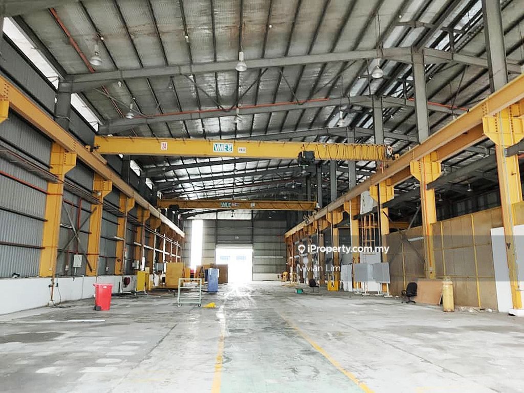 Johor SILC Nusajaya Factory with High Power, Overhead Crane and Big