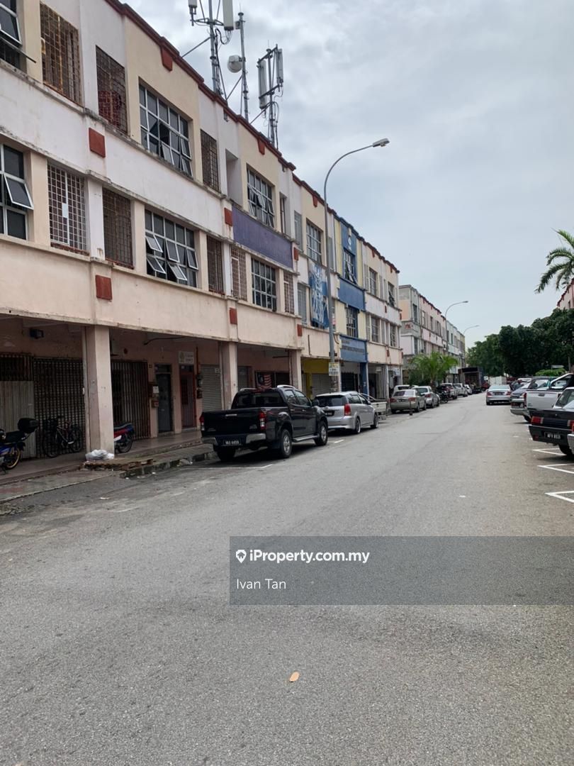 Kawasan Perniagaan Desa Ria Balakong Intermediate Shop For Sale In Balakong Selangor Iproperty Com My