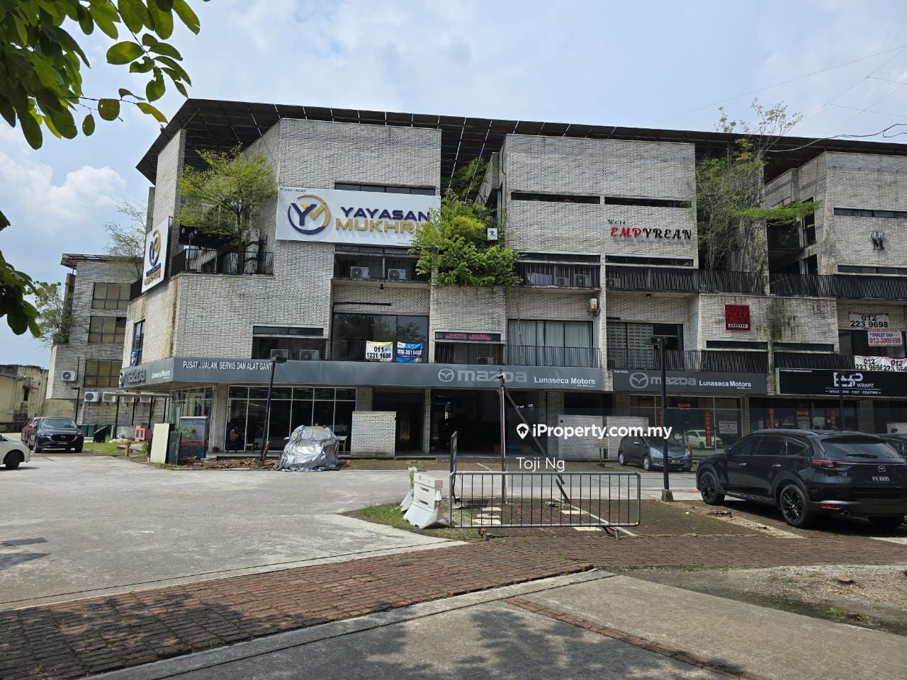 Retail Space in Sungai Buloh — photo 7 of 7