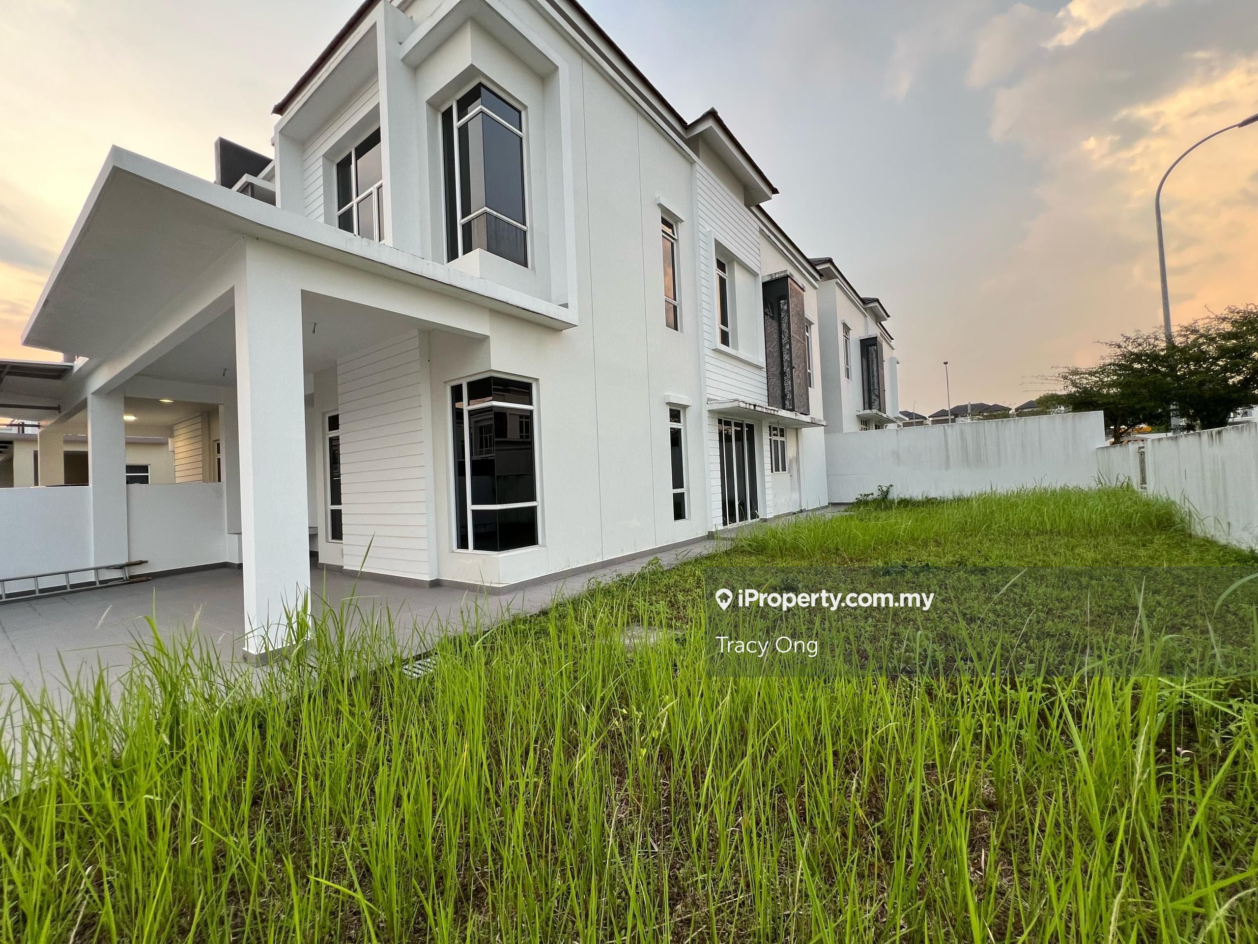 Double Storey Cluster House at Precint Palmyra Sanctuary For Sale