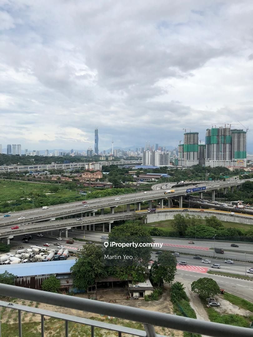 Midfields Corner Lot Condominium 3 Bedrooms For Sale In Sungai Besi Kuala Lumpur Iproperty Com My