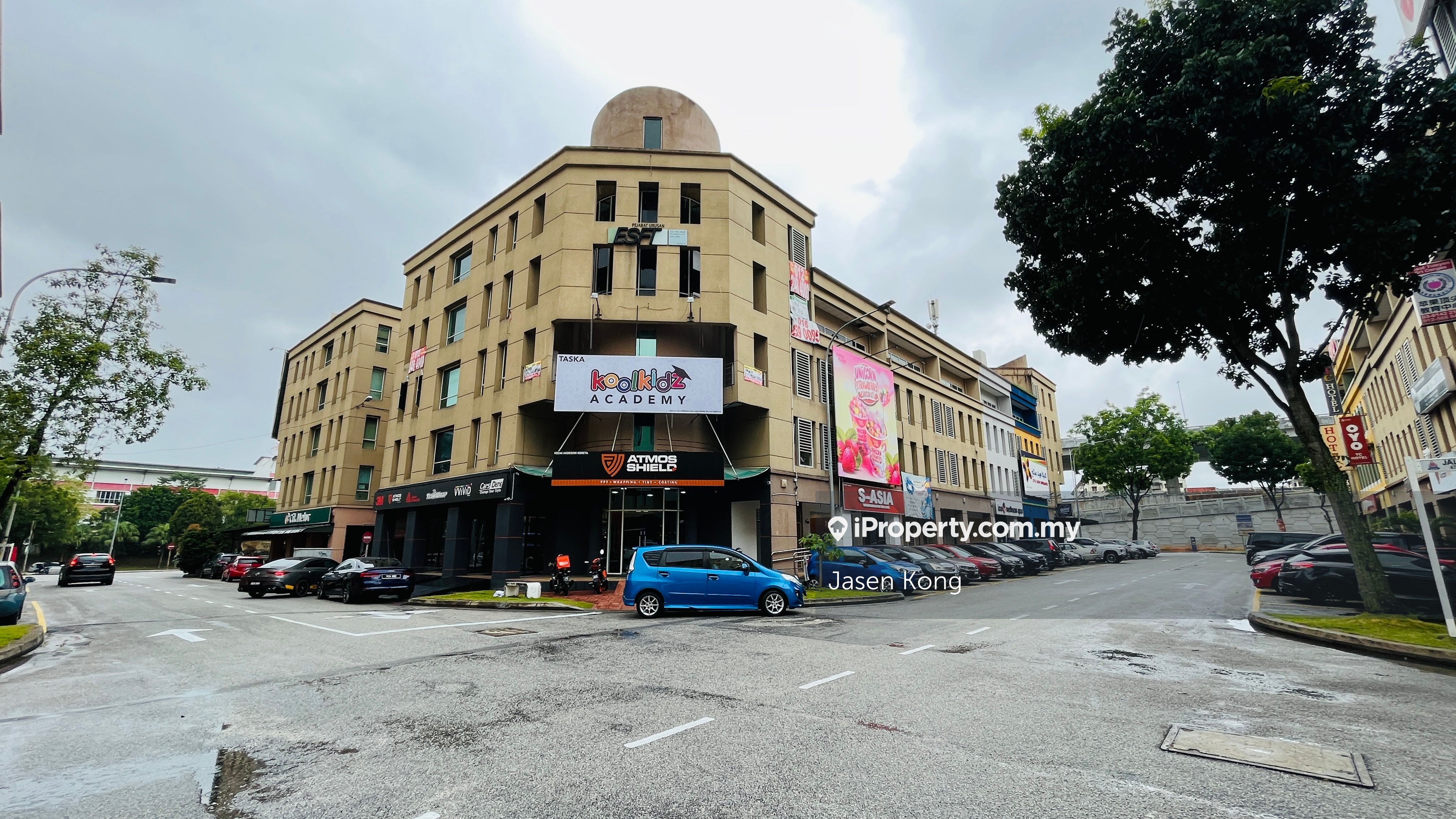 Kota Damansara Shop office, Kota Damansara Shop Office at The Strand