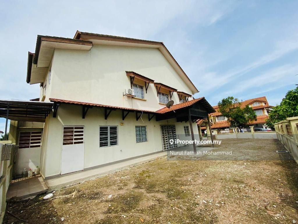 Denai Alam Shah Alam Corner Lot 2 Sty Terrace Link House 4 Bedrooms For Sale Iproperty Com My