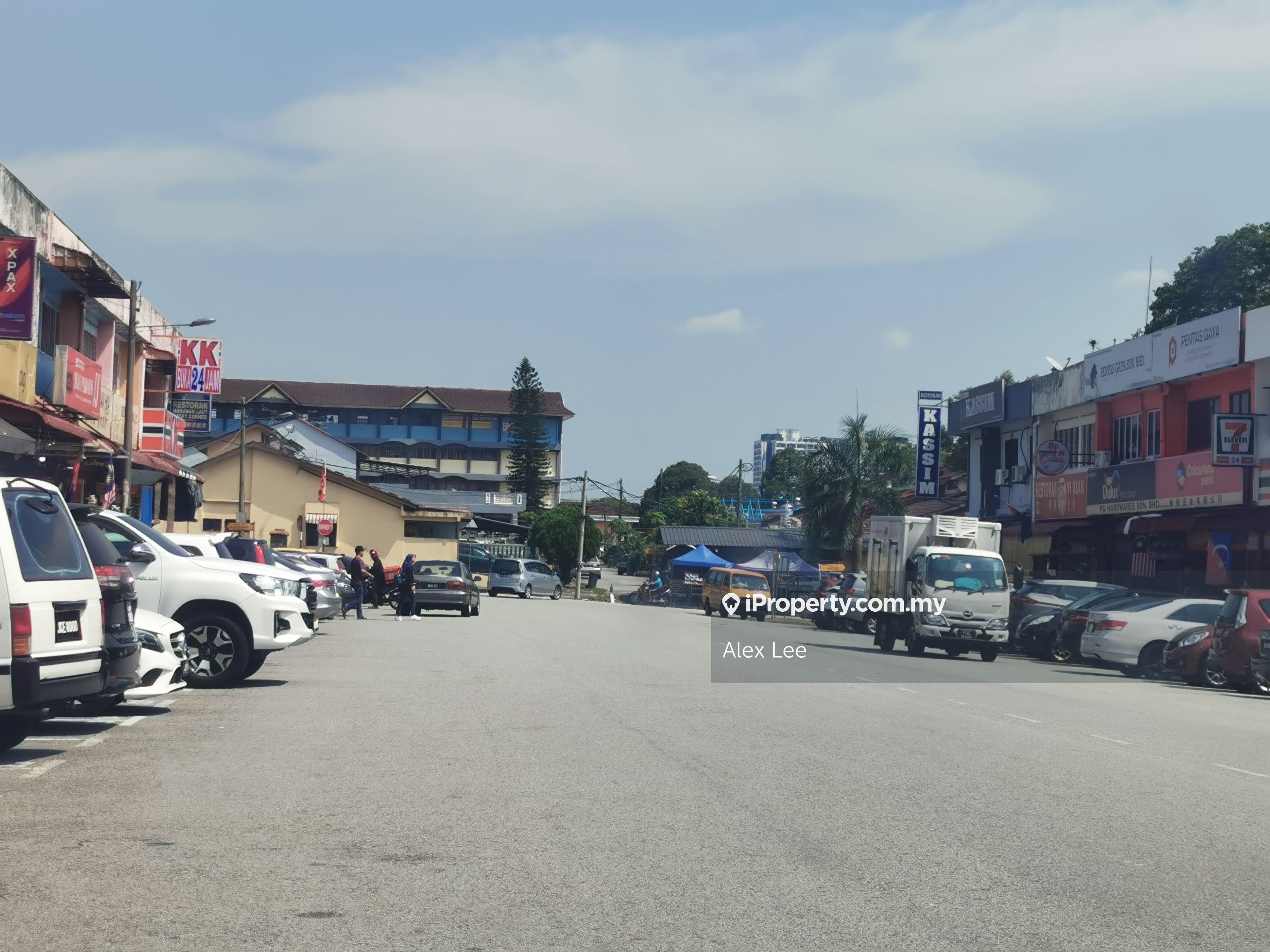Shop Lot, Taman Johor Jaya, Johor Bahru Intermediate Shop for sale