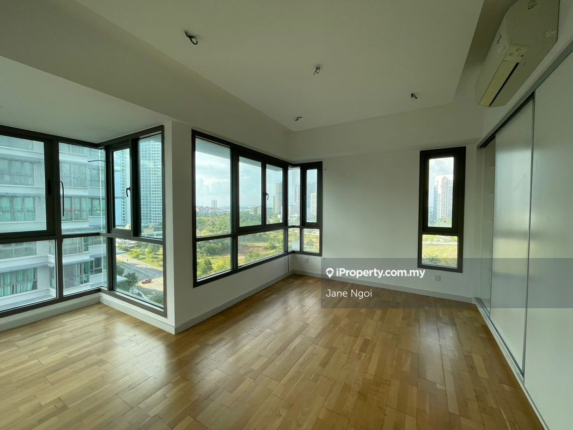 Iskandar Residences Intermediate Condominium 4 bedrooms for rent in ...