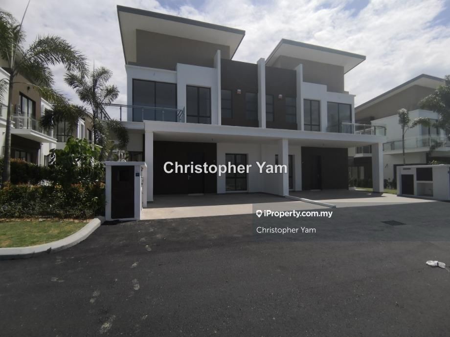 Diamond City Semenyih, Semi D 38x70, Semenyih Corner lot Semidetached