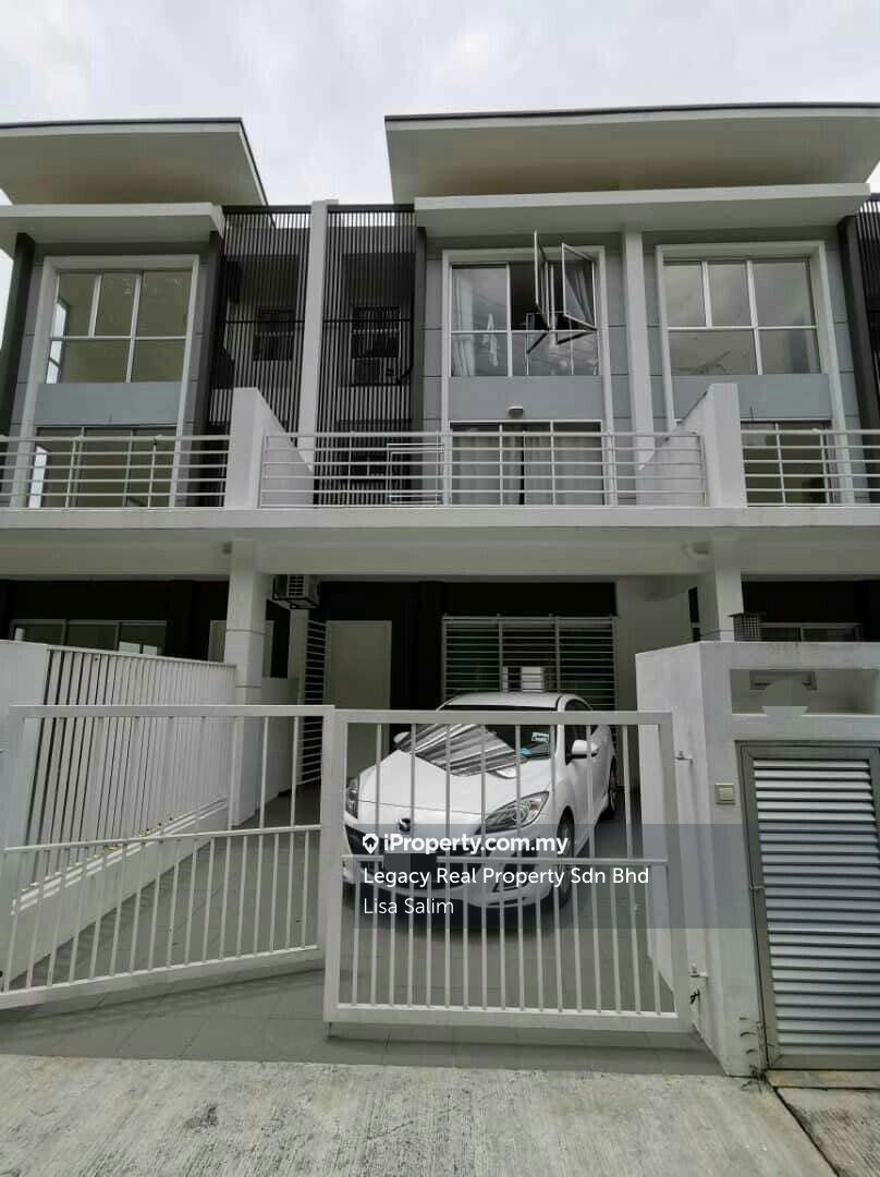 Bayu Heights 2 Seri Kembangan Intermediate 3 Sty Terrace Link House 4 Bedrooms For Sale Iproperty Com My