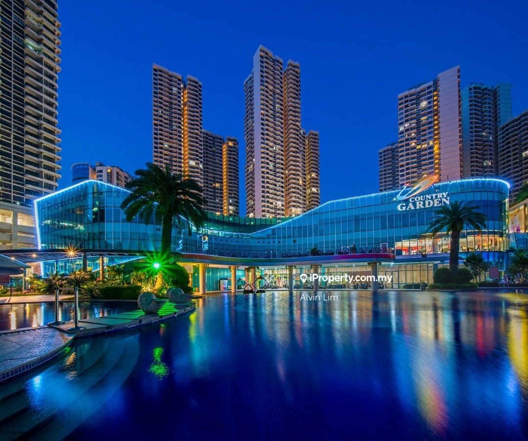 AmberSide Country Garden Danga Bay Condominium 2 bedrooms for rent in