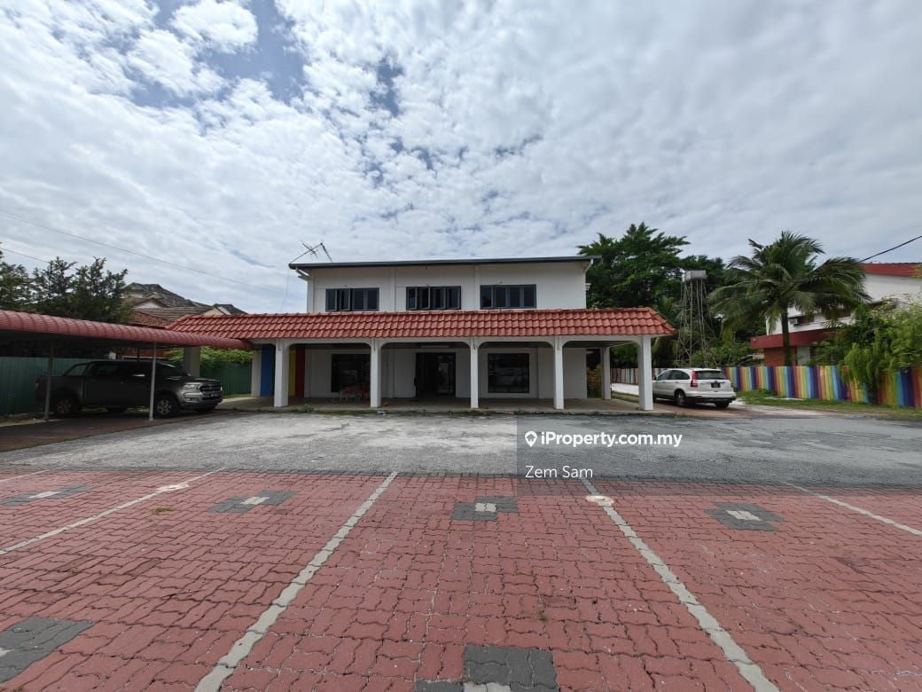 Greentown, Ipoh Intermediate Bungalow 4 bedrooms for rent iProperty