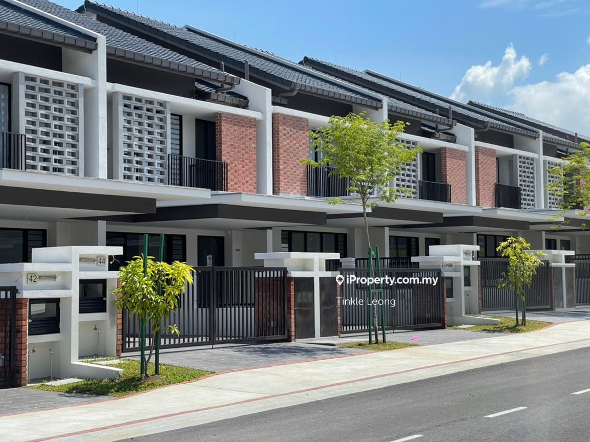 Elmina Valley 5 Elmina Valley Elmina West Denai Alam Intermediate 2 Sty Terrace Link House 4 Bedrooms For Sale Iproperty Com My