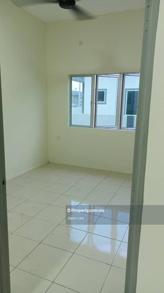 bbsap ayer tawar sitiawan, Sitiawan Semidetached House 3 bedrooms for