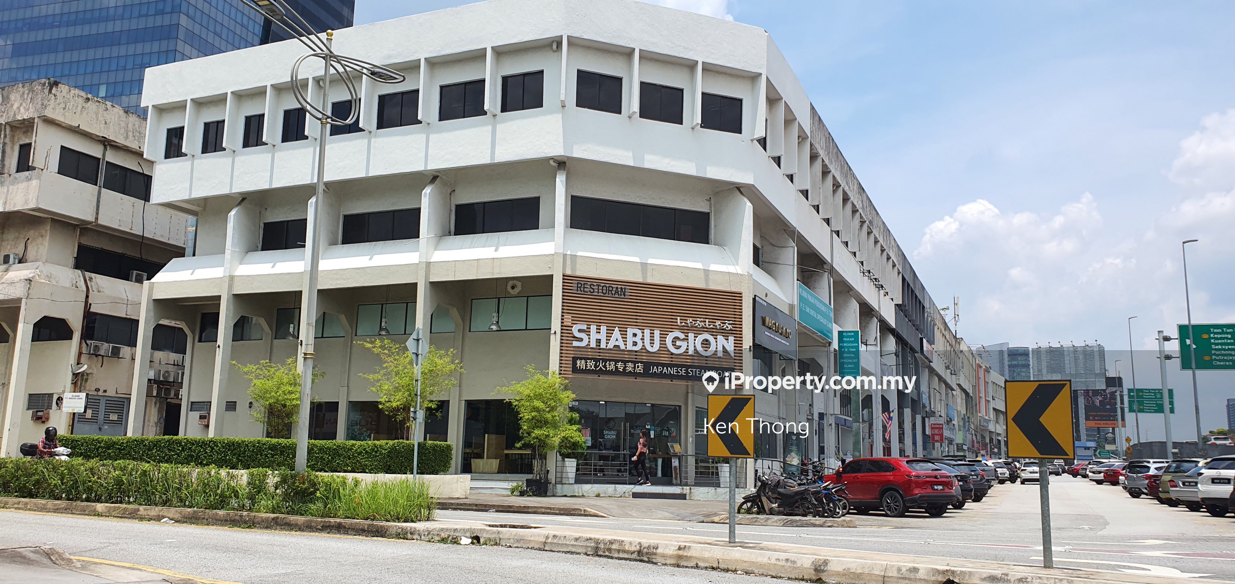 Damansara Uptown SS21, Petaling Jaya Intermediate Shop for rent