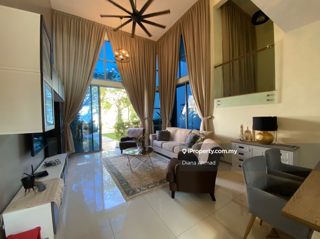 Cyberjaya 3sty Terrace/Link House 4+1 bedrooms for rent