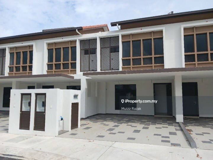 Belladonna Setia Warisan Tropika, Sepang 2sty Terrace/Link House 4