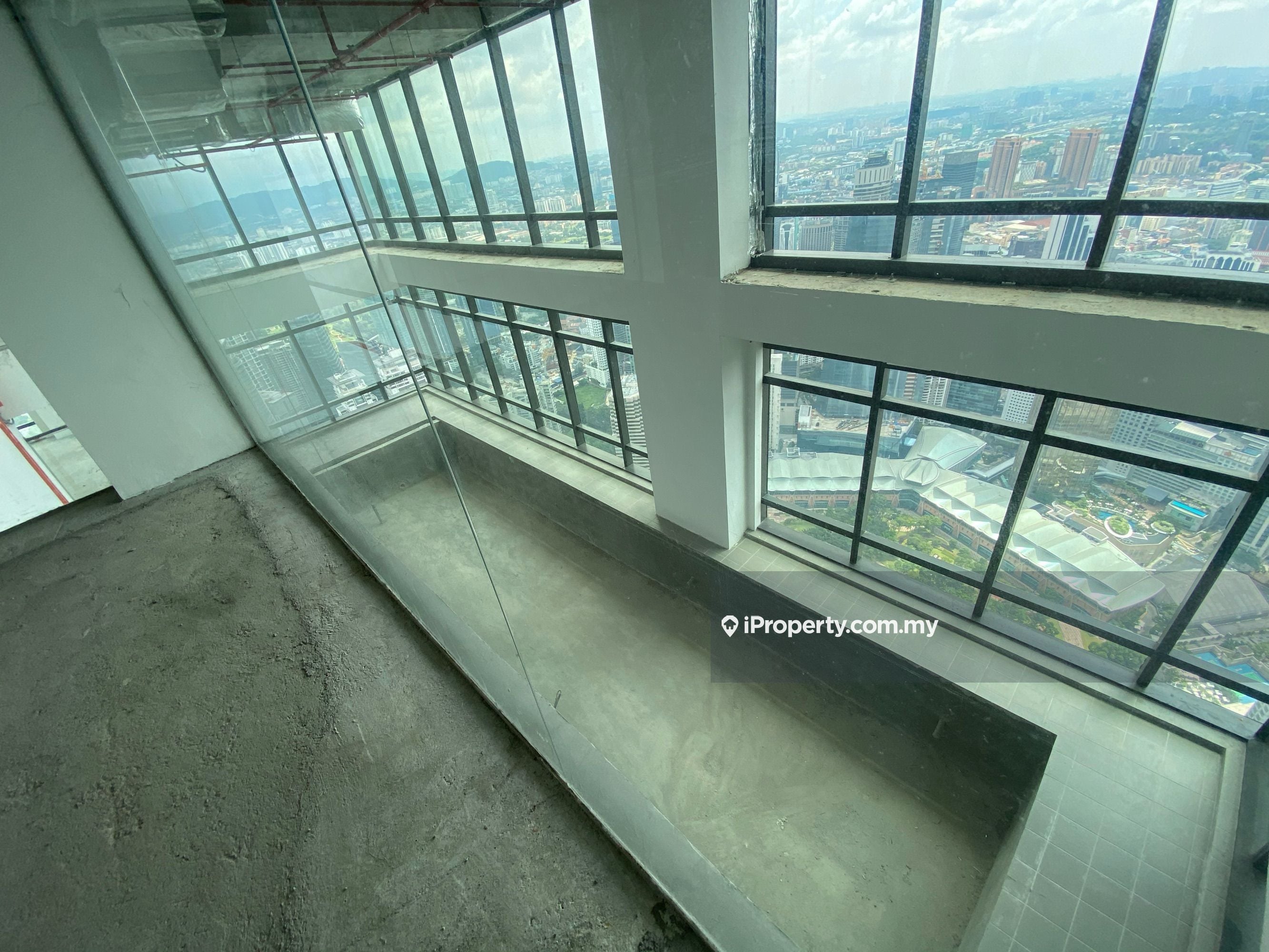 Four Seasons Place Penthouse Condominium 7 1 Bedrooms For Sale In Klcc Kuala Lumpur Iproperty Com My