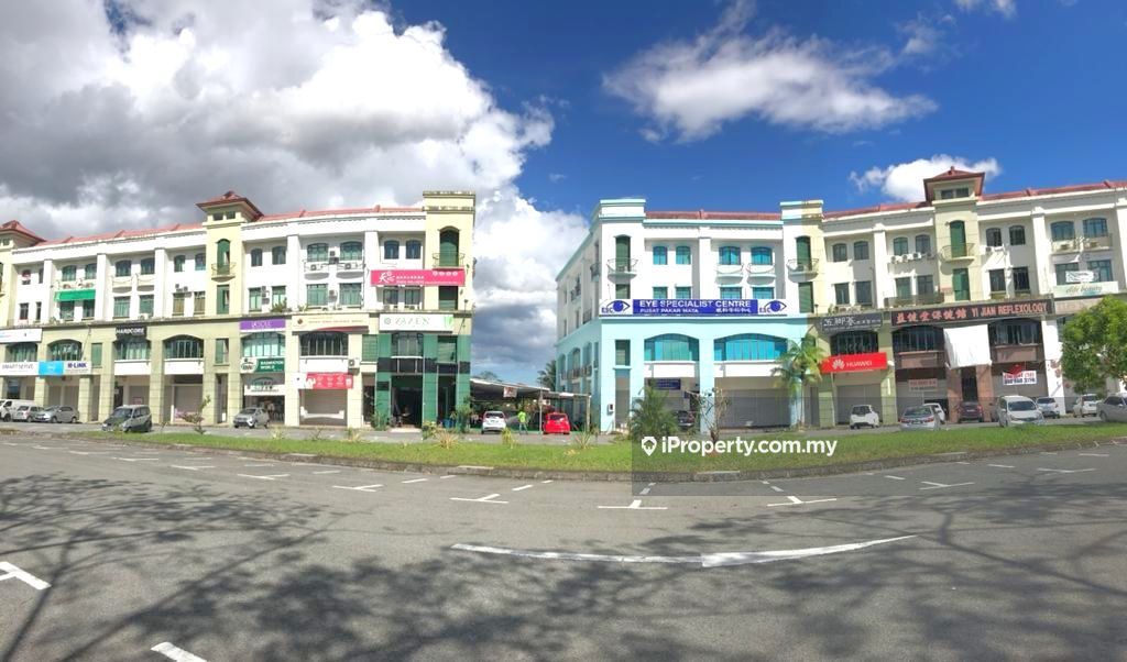 4 Storey Intermediate Shop Main Road At Jalan Simpang Tiga Kuching Kuching Shop For Sale Iproperty Com My