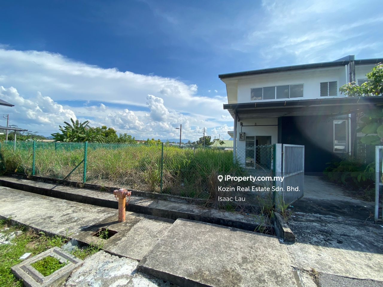 Taman KCM Landeh, Kuching 2sty Terrace/Link House 3 bedrooms for sale