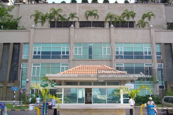 Royal Domain Sri Putramas 2, Jalan Kuching
