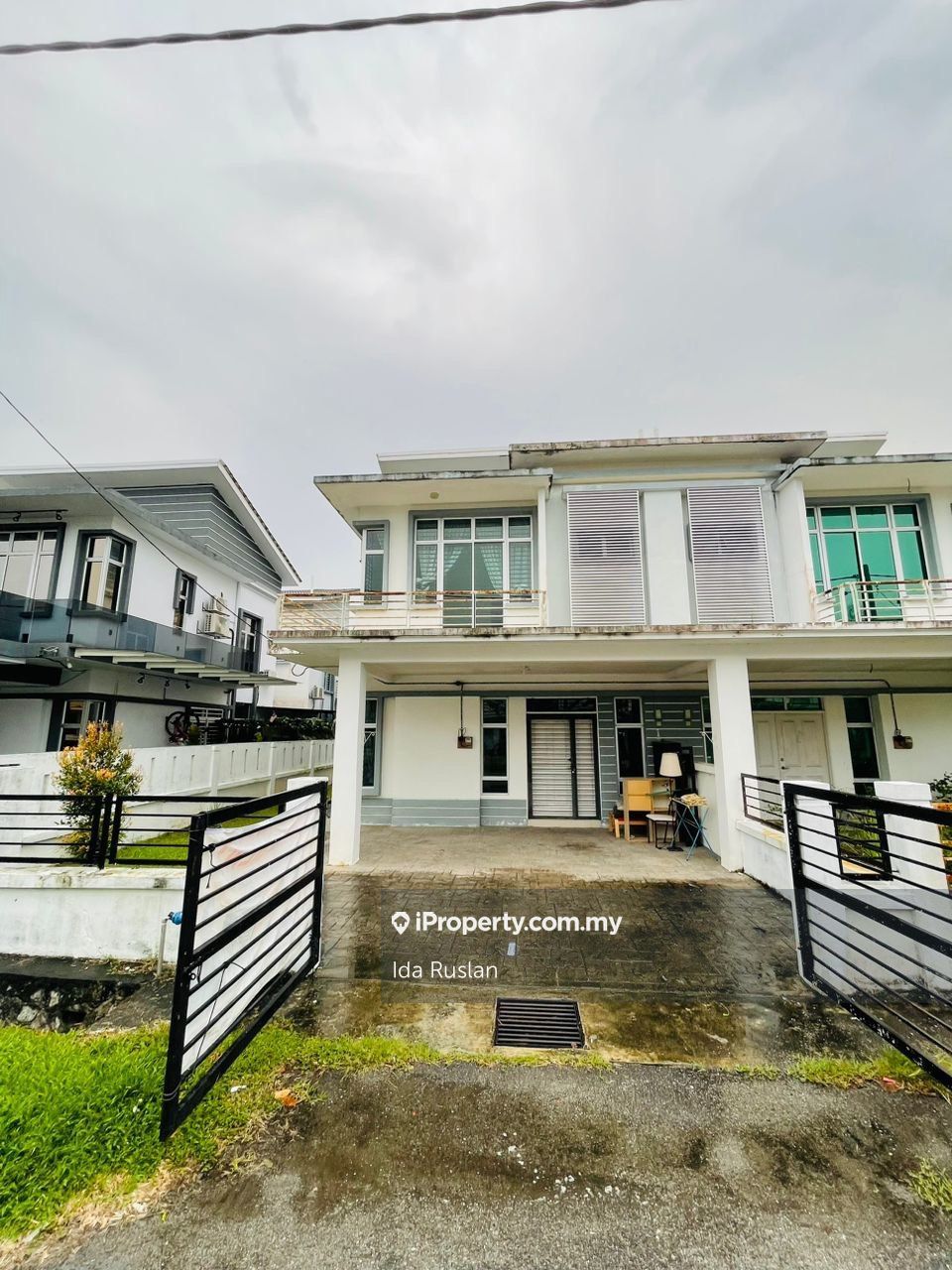 Bandar Saujana Putra Semidetached House 4 bedrooms for sale