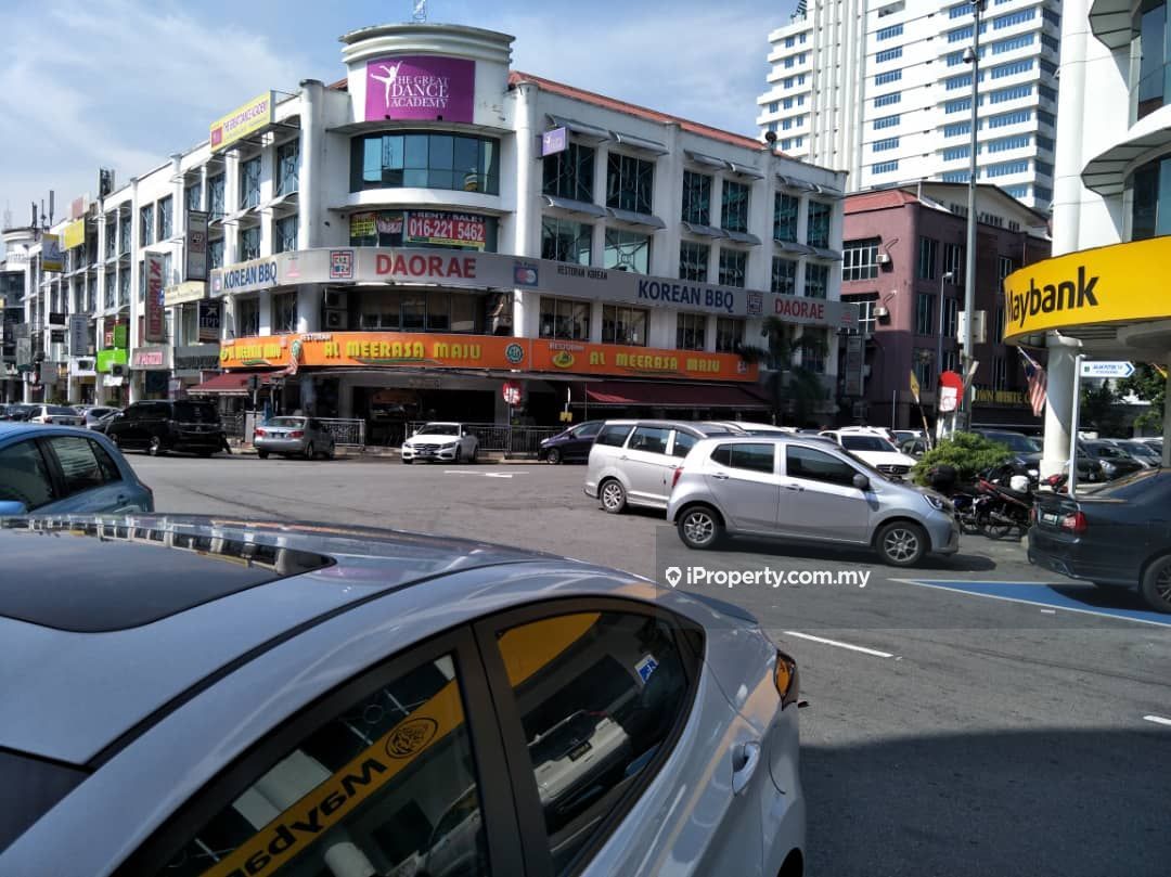 Puchong Puteri Shop Office Corner, End Lot Available For Sell, Puchong