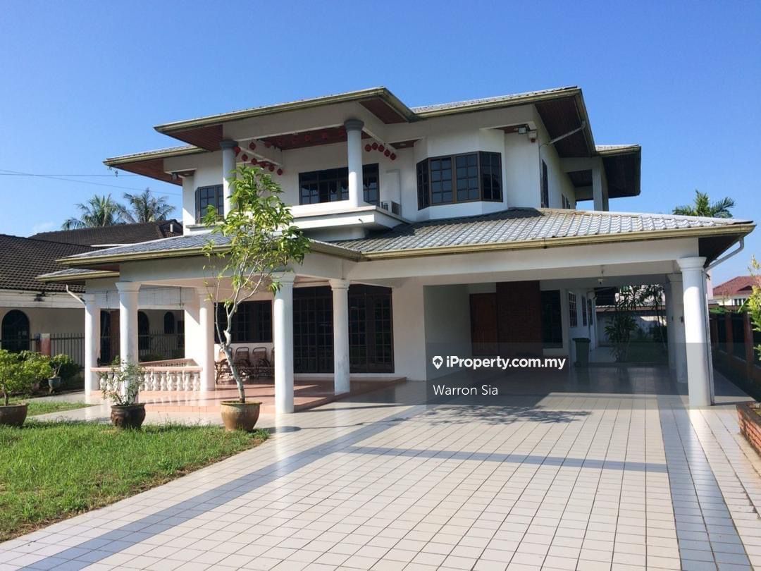 Taman Kenny Hill@Detached Bungalow House, Kuching Bungalow 6 bedrooms