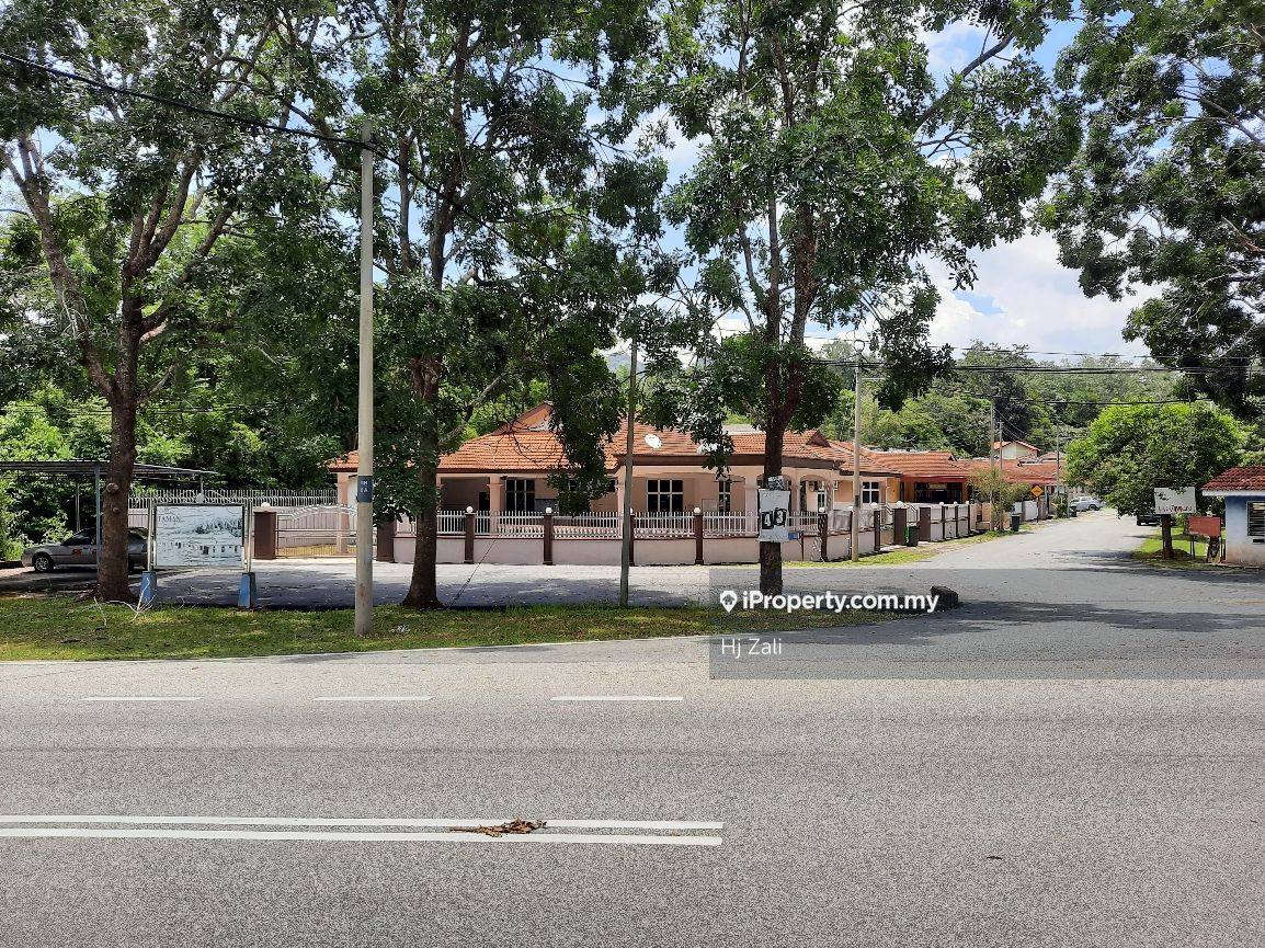 Baling Town Baling Corner Lot Semi Detached House 3 1 Bedrooms For Sale Iproperty Com My