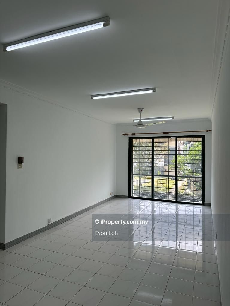 Bandar Sri Damansara Sd Apartment near amenities