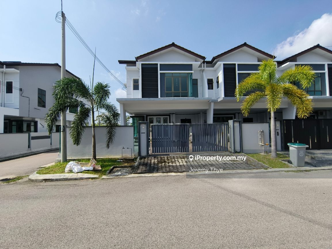 Kluang Taman Tasik Indah Double StoreyTerraceHouse, Kluang for sale ...