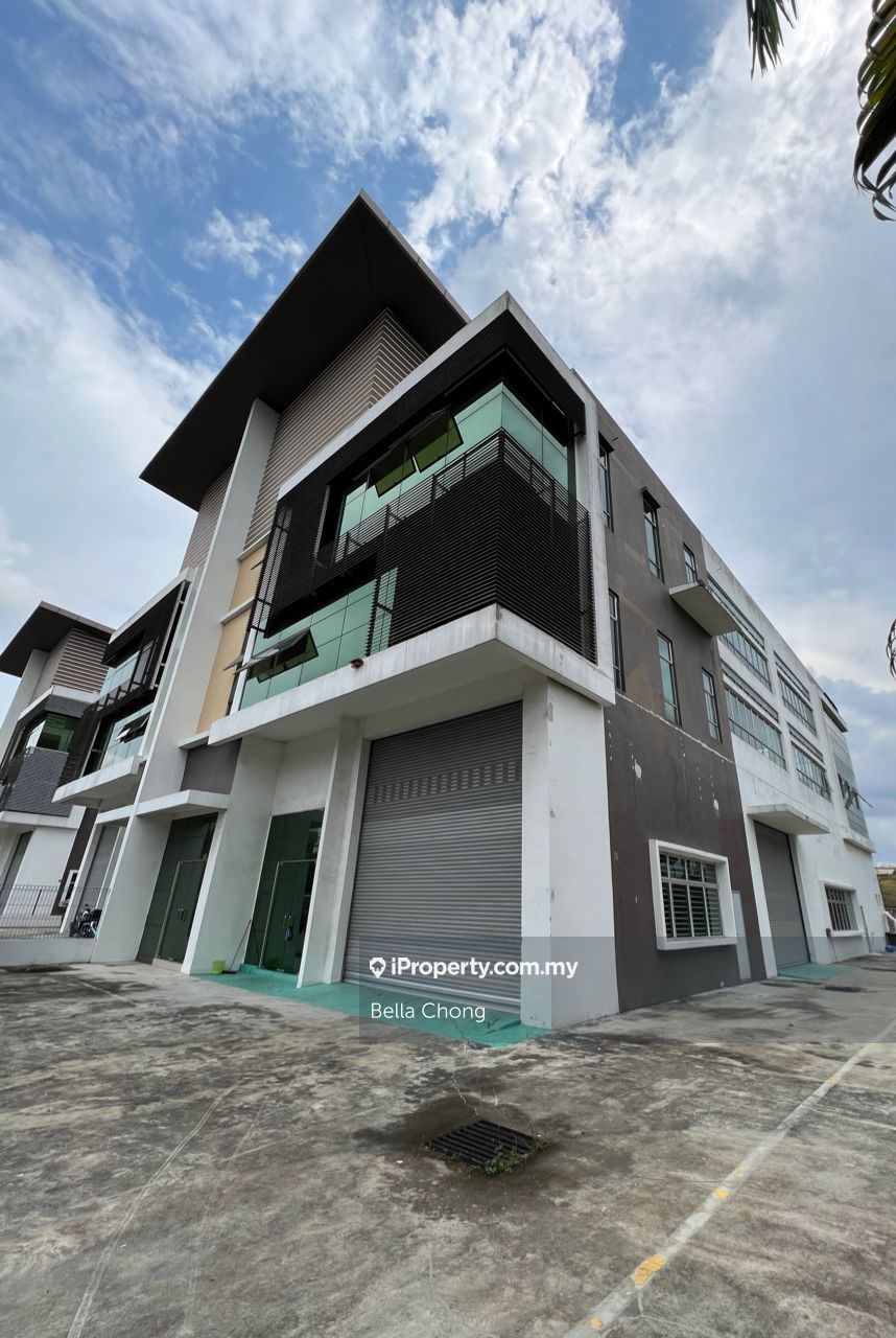 Permas Jaya Detached factory for rent